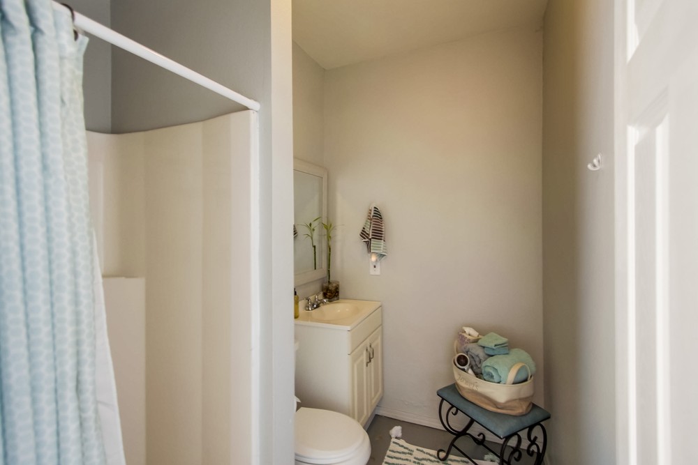 Virtual tour photo 43 of 64 for 3375 32nd St