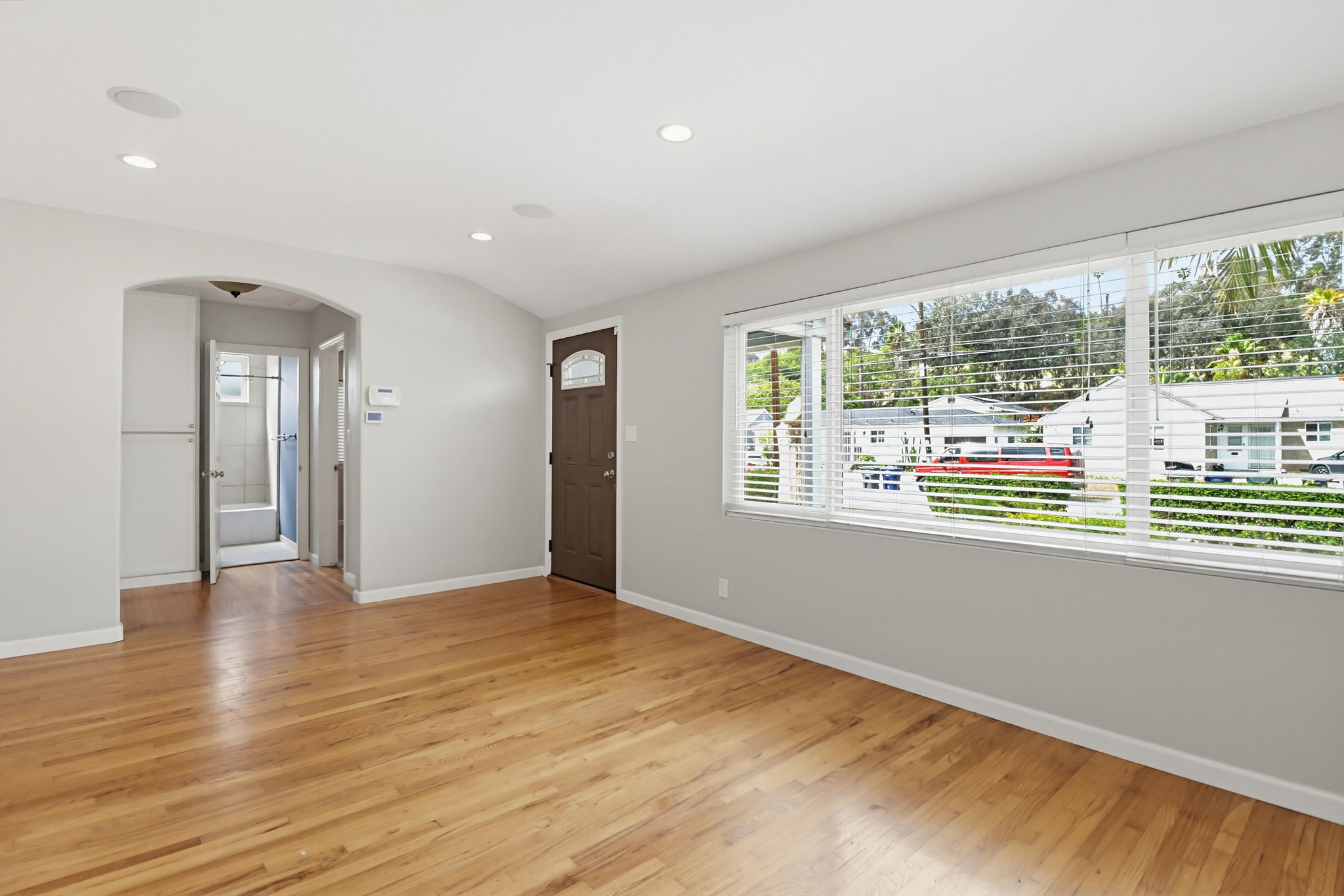 Virtual tour photo 15 of 54 for 3375 Par Dr