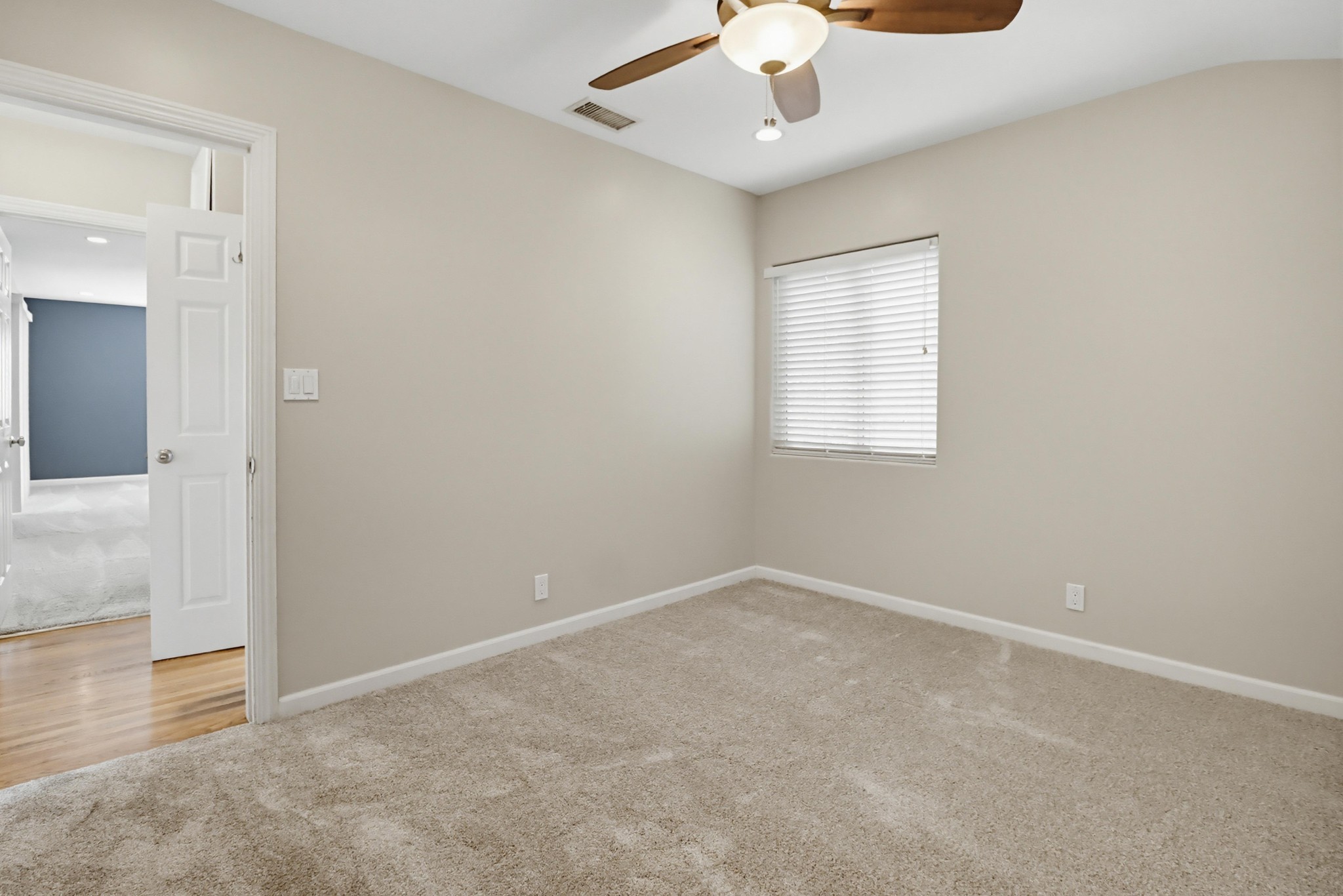 Virtual tour photo 26 of 54 for 3375 Par Dr