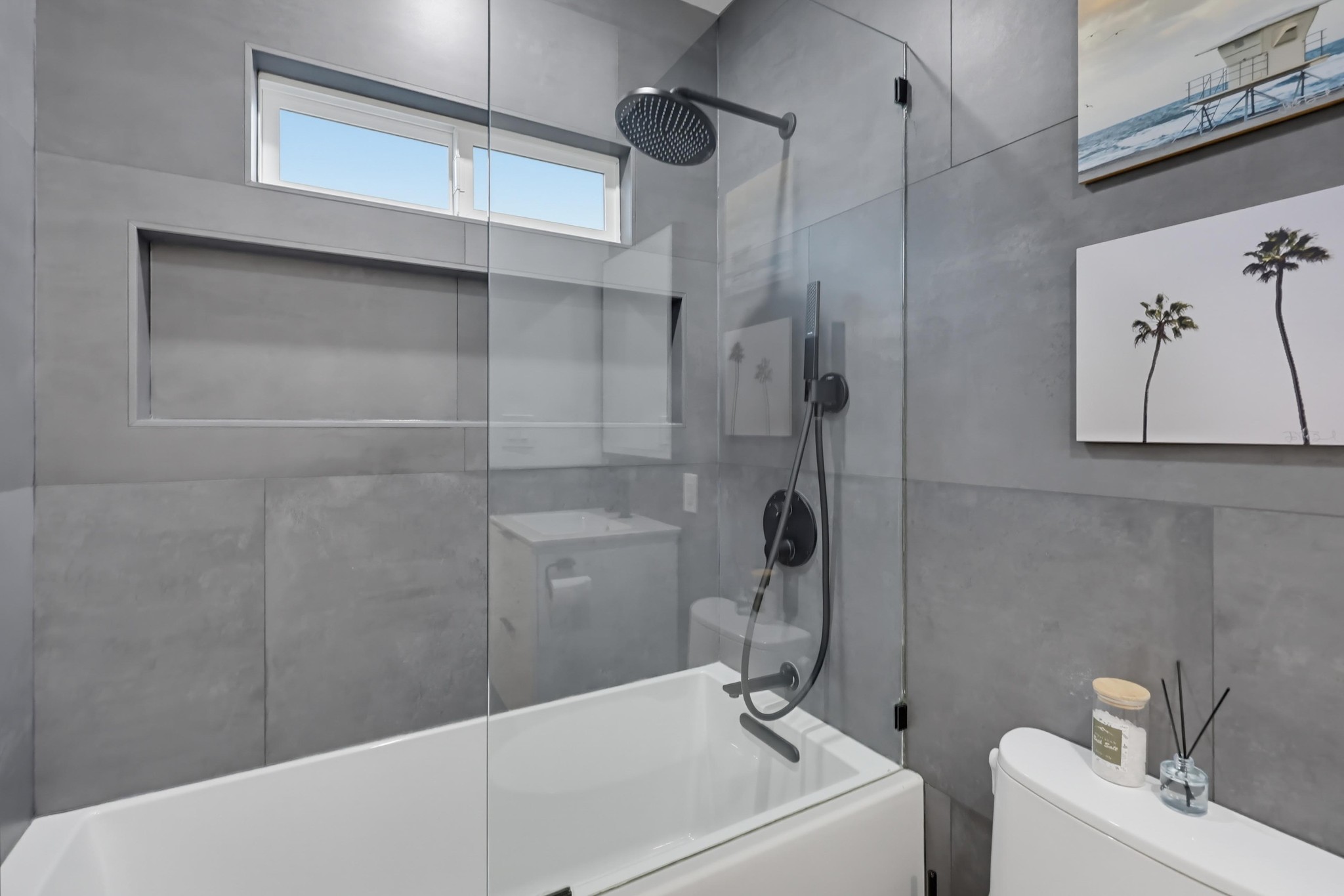 Virtual tour photo 44 of 76 for 3381 N Mountain View Dr
