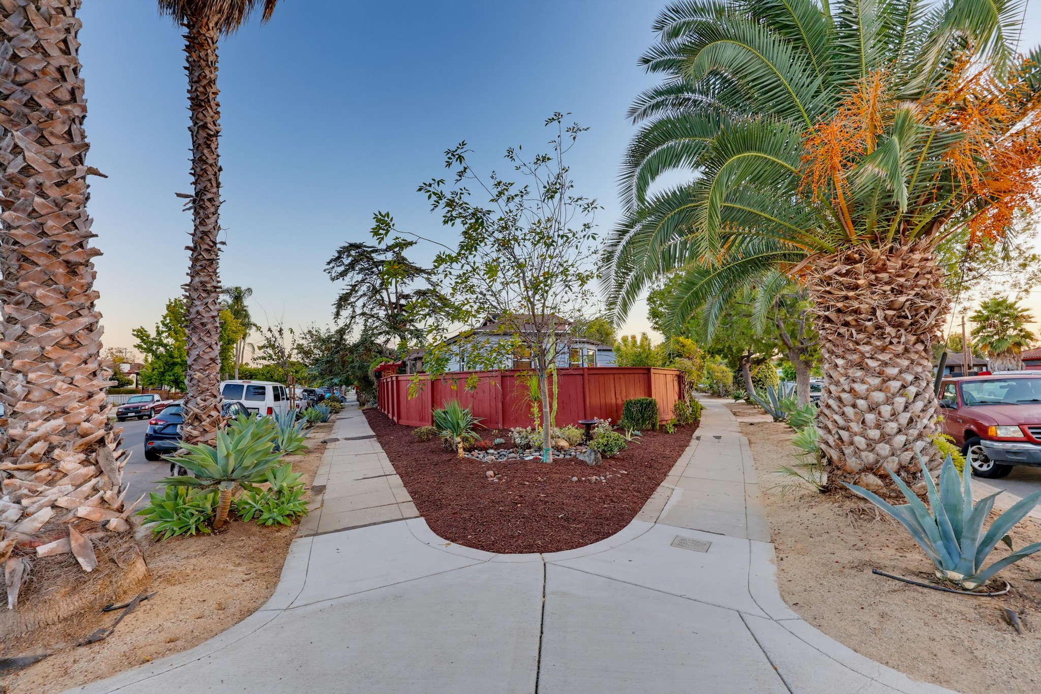 Virtual tour photo 75 of 76 for 3381 N Mountain View Dr