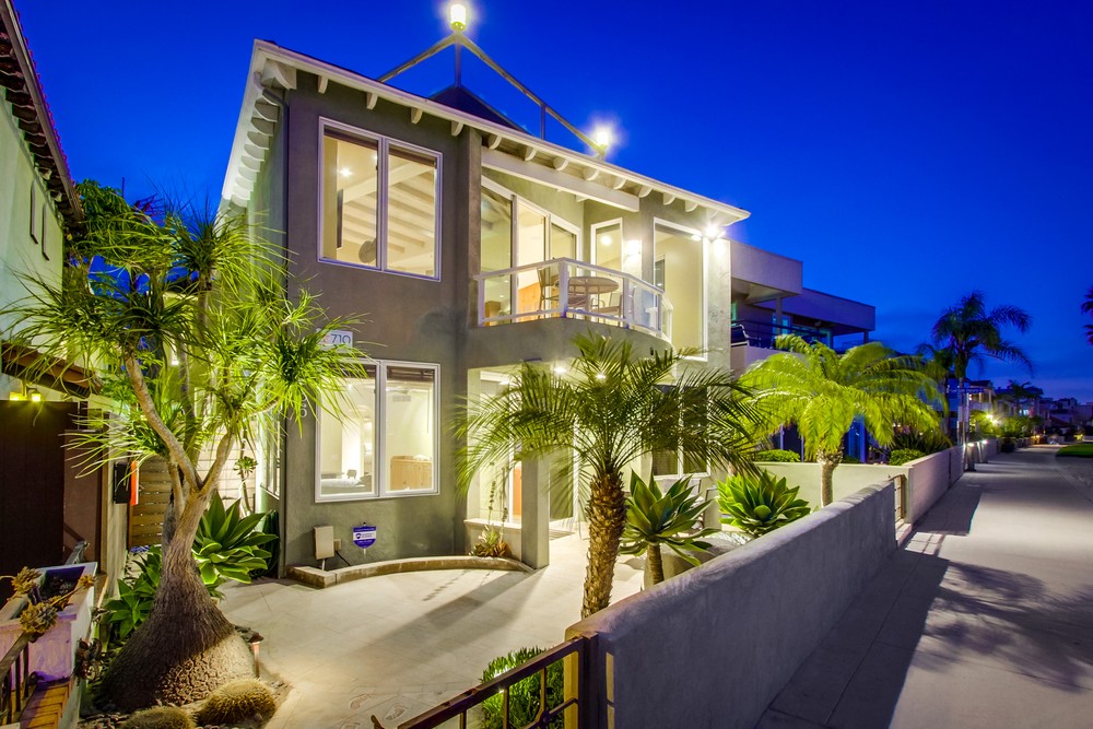 Virtual tour photo 3 of 89 for 3386 Bayside Walk