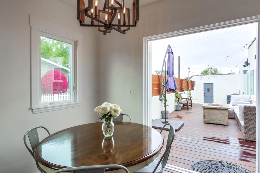 Virtual tour photo 11 of 56 for 3387 Bancroft