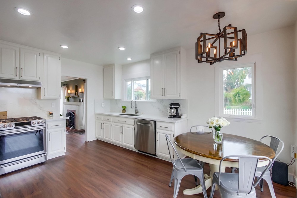 Virtual tour photo 14 of 56 for 3387 Bancroft