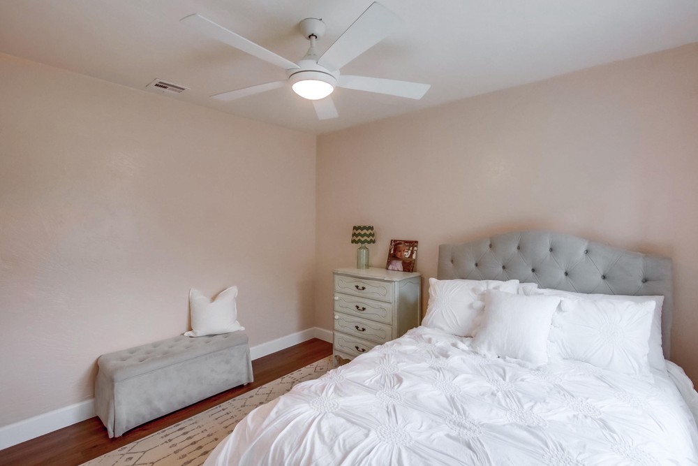 Virtual tour photo 31 of 56 for 3387 Bancroft