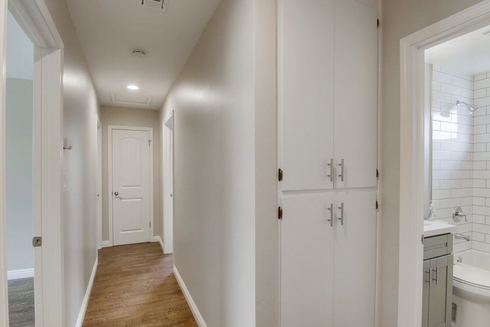 Virtual tour photo 23 of 46 for 339 Ridgecrest Dr