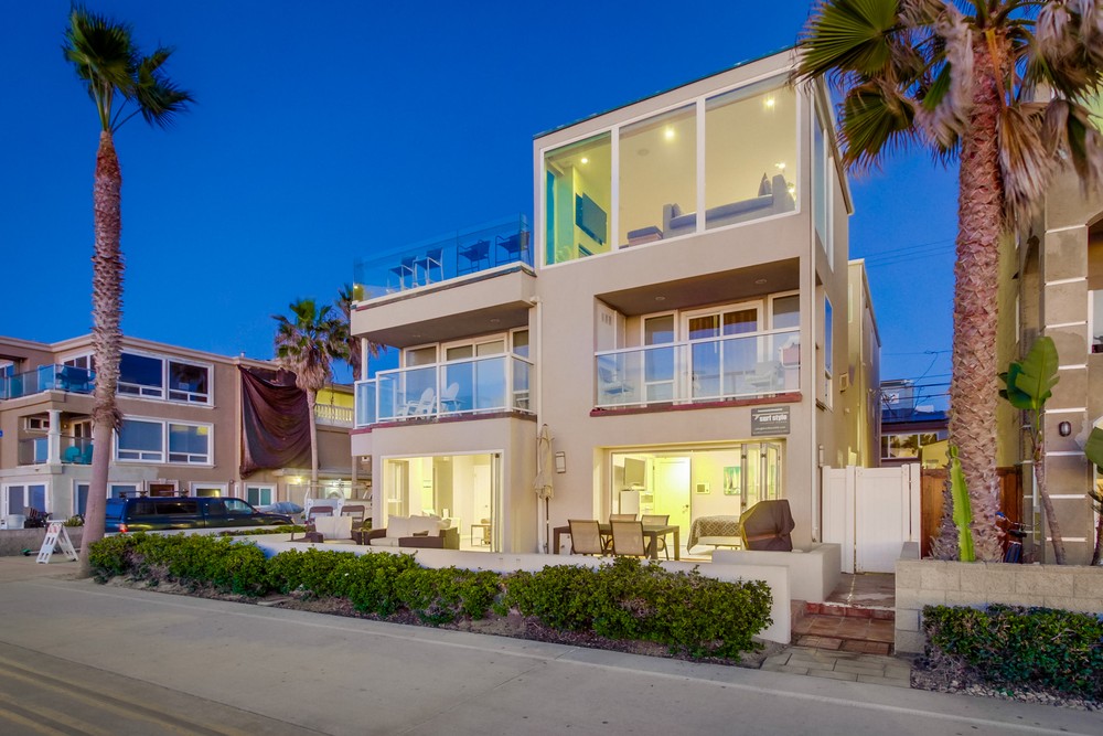Virtual tour photo 3 of 99 for 3393 Ocean Front Walk