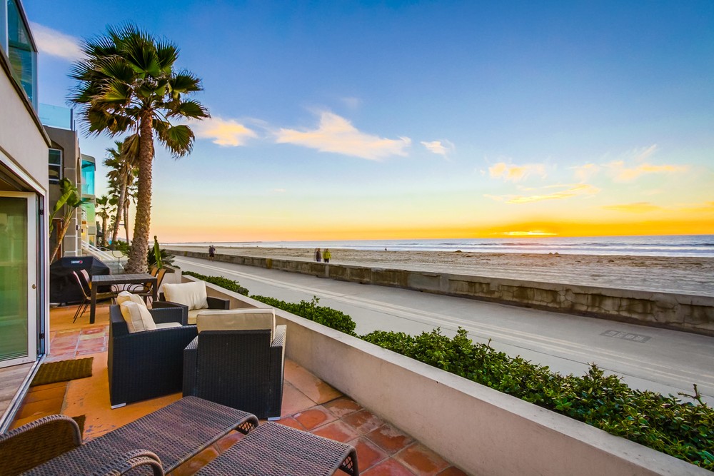 Virtual tour photo 9 of 99 for 3393 Ocean Front Walk
