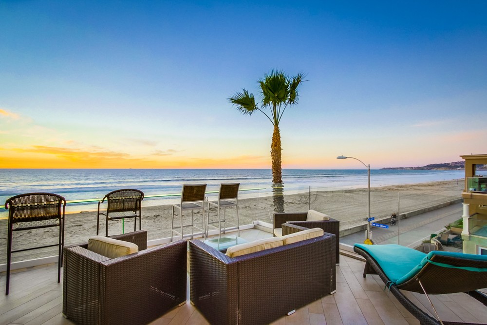 Virtual tour photo 10 of 99 for 3393 Ocean Front Walk