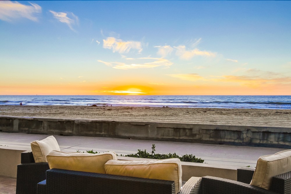 Virtual tour photo 11 of 99 for 3393 Ocean Front Walk