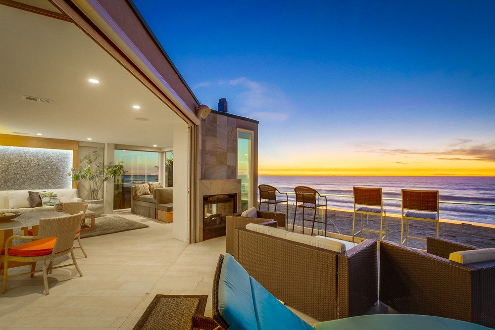 Virtual tour photo 12 of 99 for 3393 Ocean Front Walk