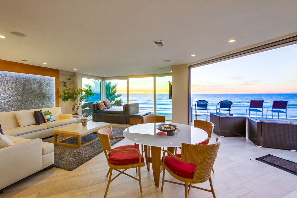 Virtual tour photo 22 of 99 for 3393 Ocean Front Walk