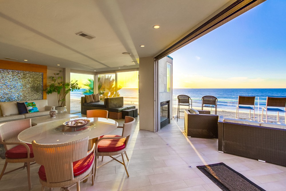 Virtual tour photo 23 of 99 for 3393 Ocean Front Walk