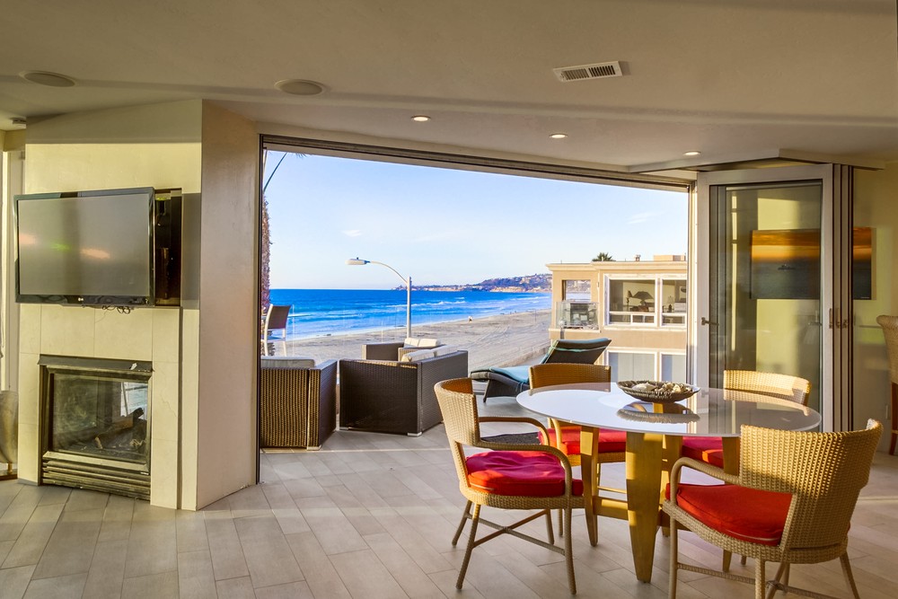 Virtual tour photo 28 of 99 for 3393 Ocean Front Walk