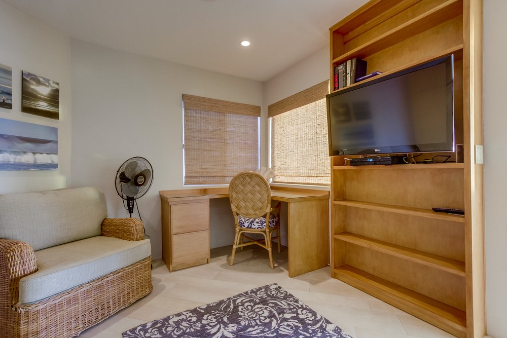 Virtual tour photo 40 of 99 for 3393 Ocean Front Walk