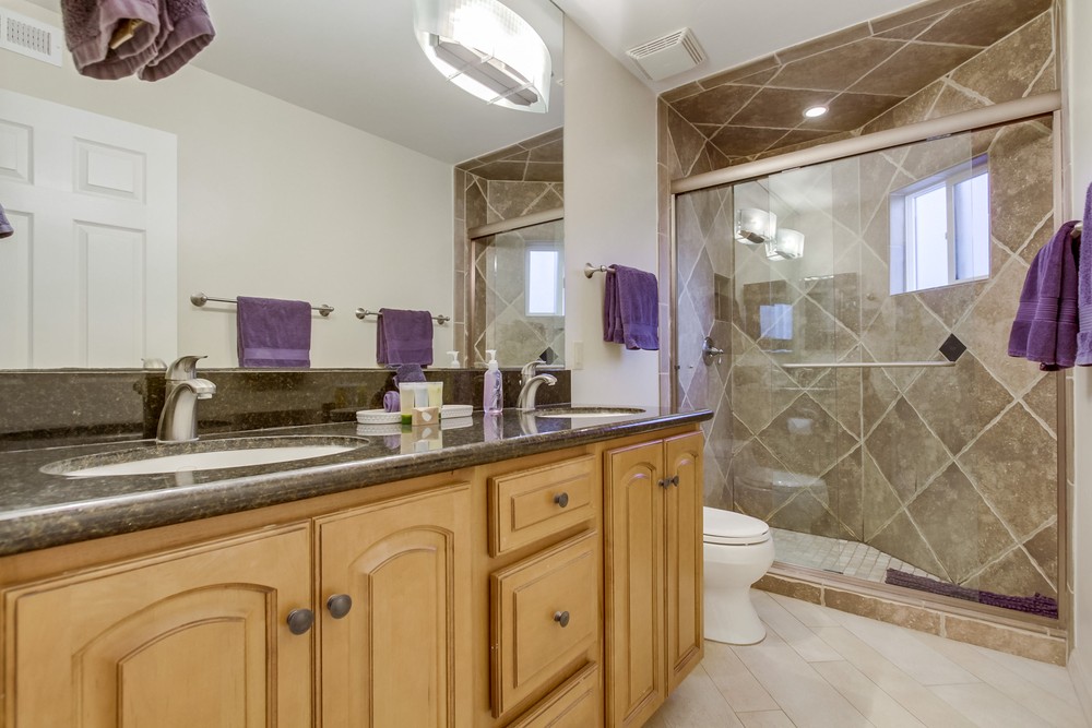 Virtual tour photo 42 of 99 for 3393 Ocean Front Walk