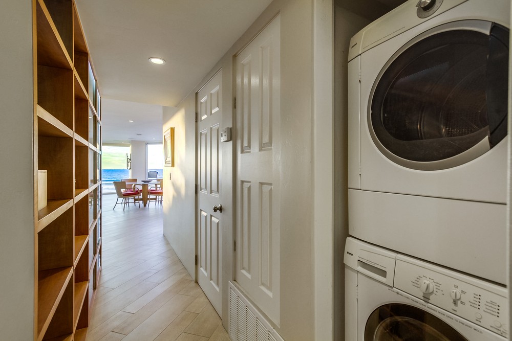 Virtual tour photo 51 of 99 for 3393 Ocean Front Walk
