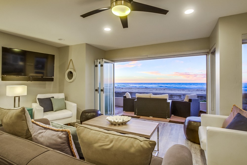 Virtual tour photo 53 of 99 for 3393 Ocean Front Walk