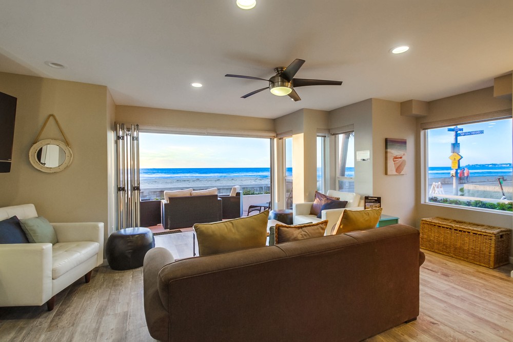 Virtual tour photo 55 of 99 for 3393 Ocean Front Walk
