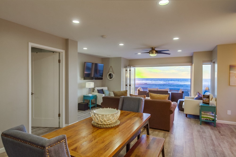 Virtual tour photo 62 of 99 for 3393 Ocean Front Walk