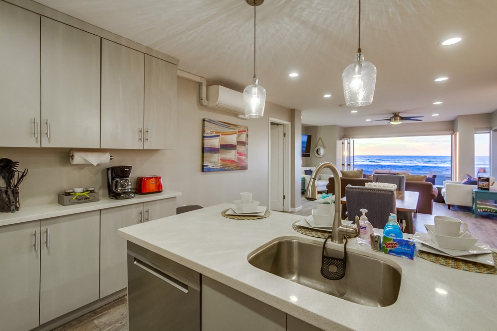 Virtual tour photo 69 of 99 for 3393 Ocean Front Walk