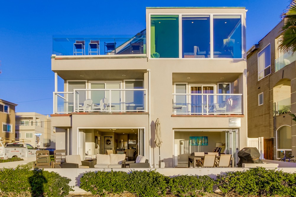 Virtual tour photo 84 of 99 for 3393 Ocean Front Walk