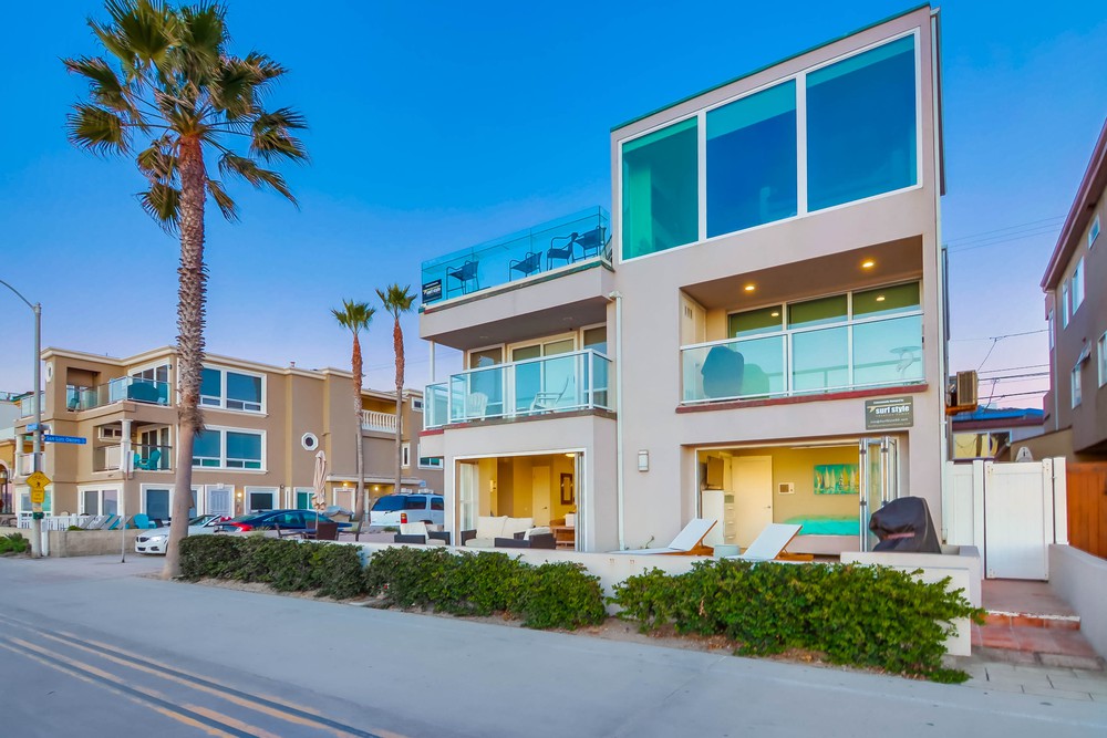 Virtual tour photo 1 of 63 for 3393 Ocean Front Walk
