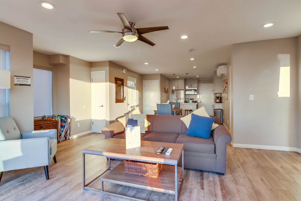 Virtual tour photo 24 of 63 for 3393 Ocean Front Walk
