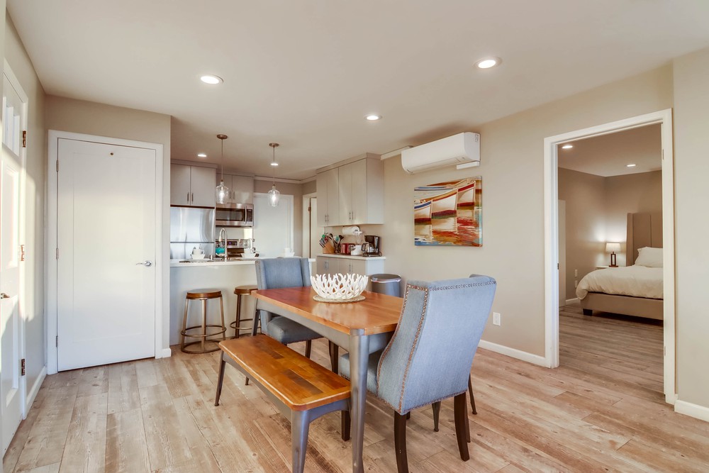 Virtual tour photo 25 of 63 for 3393 Ocean Front Walk