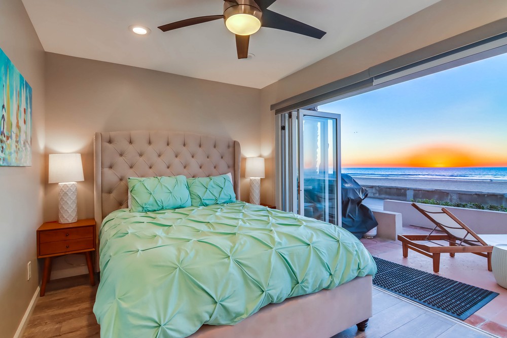Virtual tour photo 37 of 63 for 3393 Ocean Front Walk