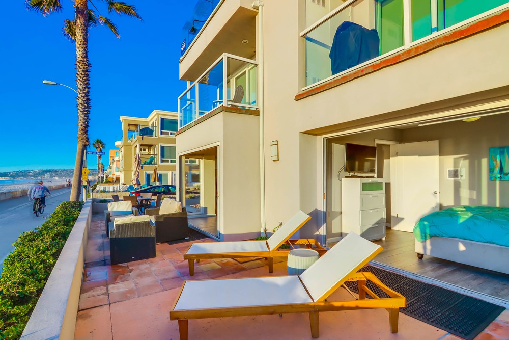 Virtual tour photo 51 of 63 for 3393 Ocean Front Walk