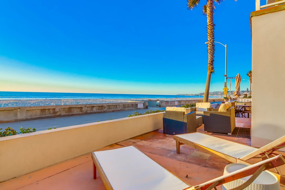 Virtual tour photo 52 of 63 for 3393 Ocean Front Walk