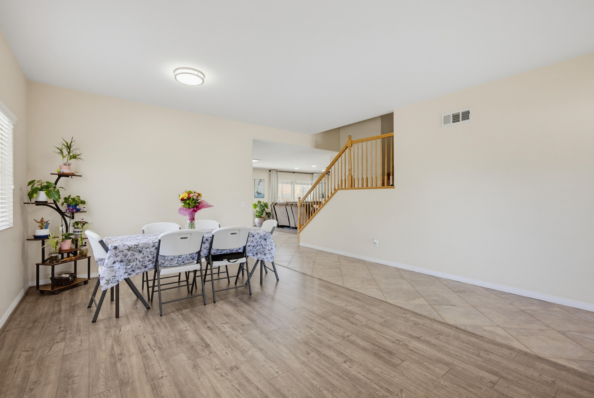 Virtual tour photo 11 of 61 for 33973 Wintergreen Pl