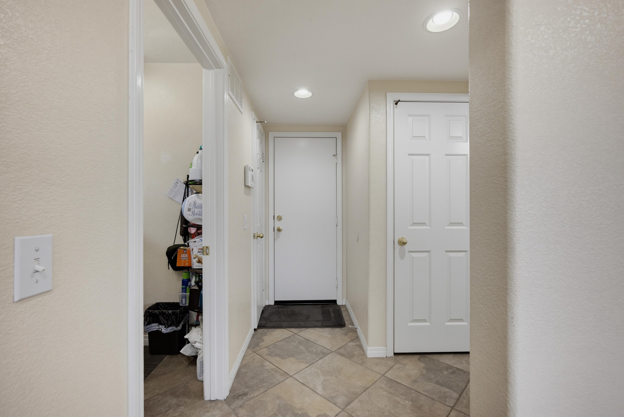 Virtual tour photo 23 of 61 for 33973 Wintergreen Pl