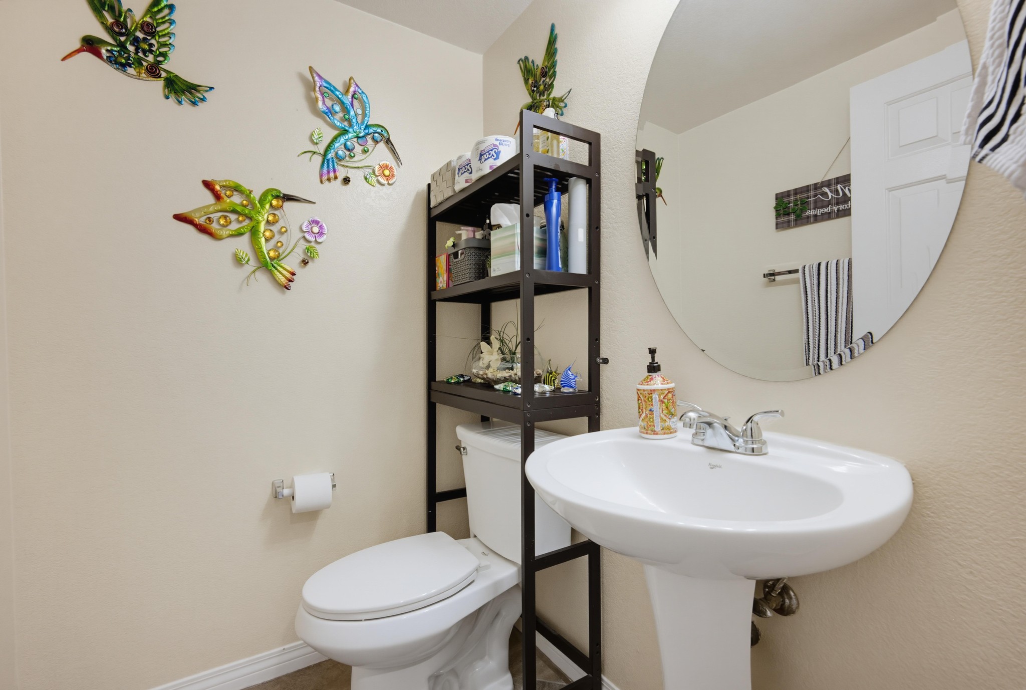 Virtual tour photo 25 of 61 for 33973 Wintergreen Pl