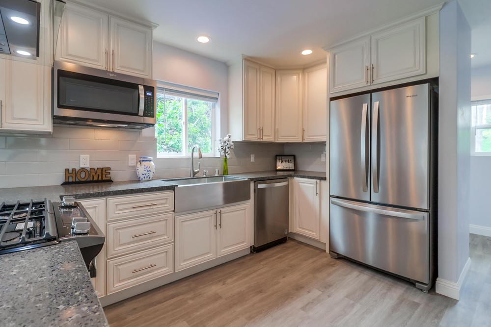Virtual tour photo 16 of 36 for 3398 A St