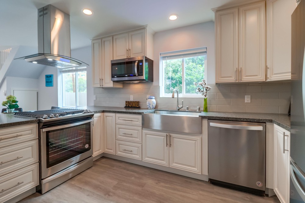 Virtual tour photo 17 of 36 for 3398 A St
