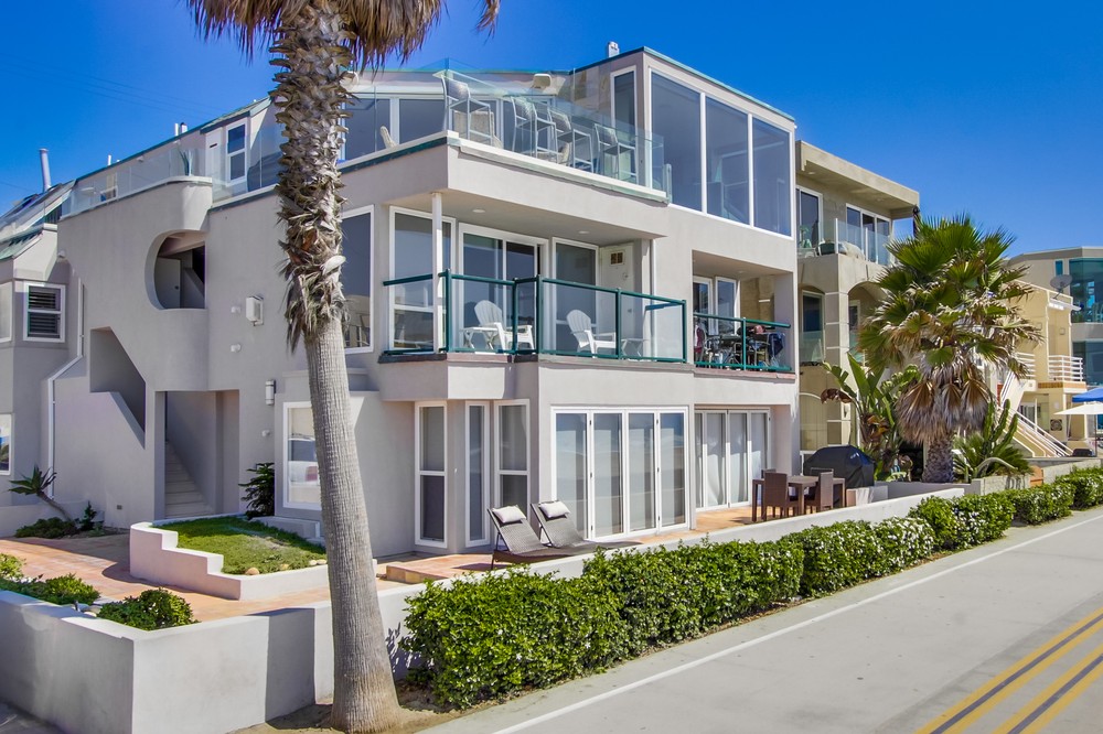 Virtual tour photo 3 of 81 for 3399 Ocean Front Walk