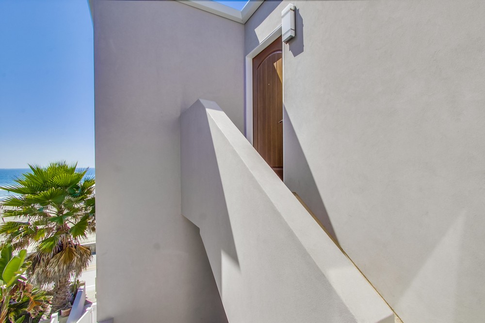 Virtual tour photo 74 of 81 for 3399 Ocean Front Walk