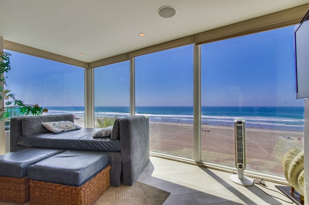 Virtual tour photo 15 of 81 for 3399 Ocean Front Walk