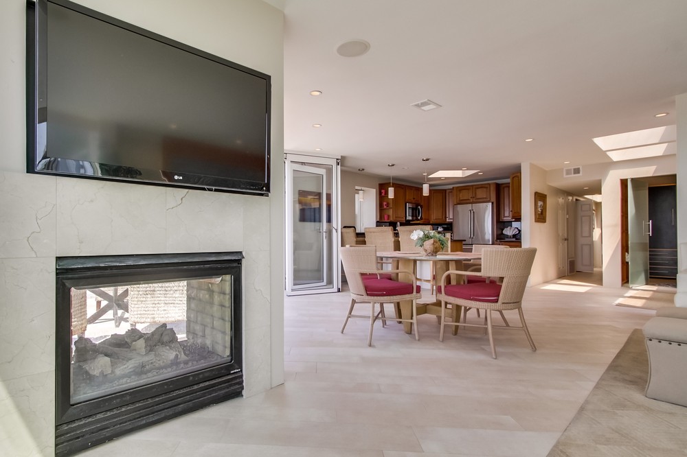 Virtual tour photo 19 of 81 for 3399 Ocean Front Walk