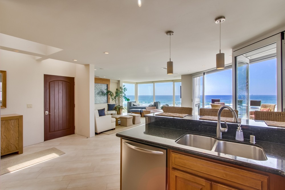 Virtual tour photo 26 of 81 for 3399 Ocean Front Walk