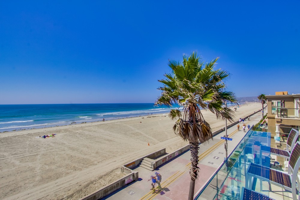 Virtual tour photo 36 of 81 for 3399 Ocean Front Walk