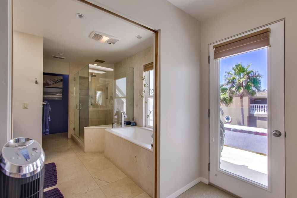 Virtual tour photo 52 of 81 for 3399 Ocean Front Walk