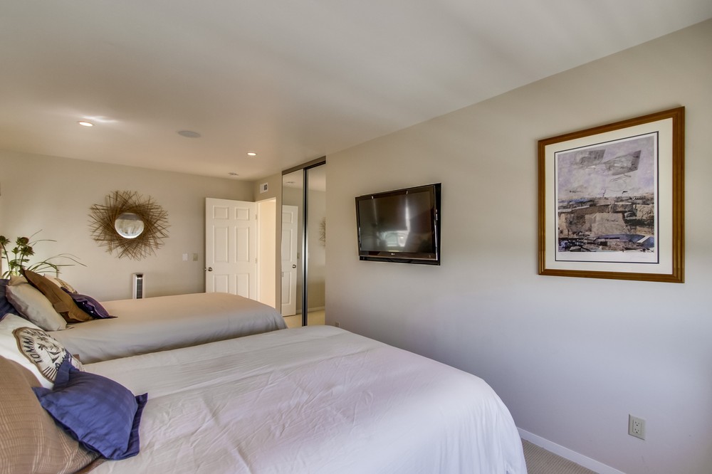 Virtual tour photo 66 of 81 for 3399 Ocean Front Walk