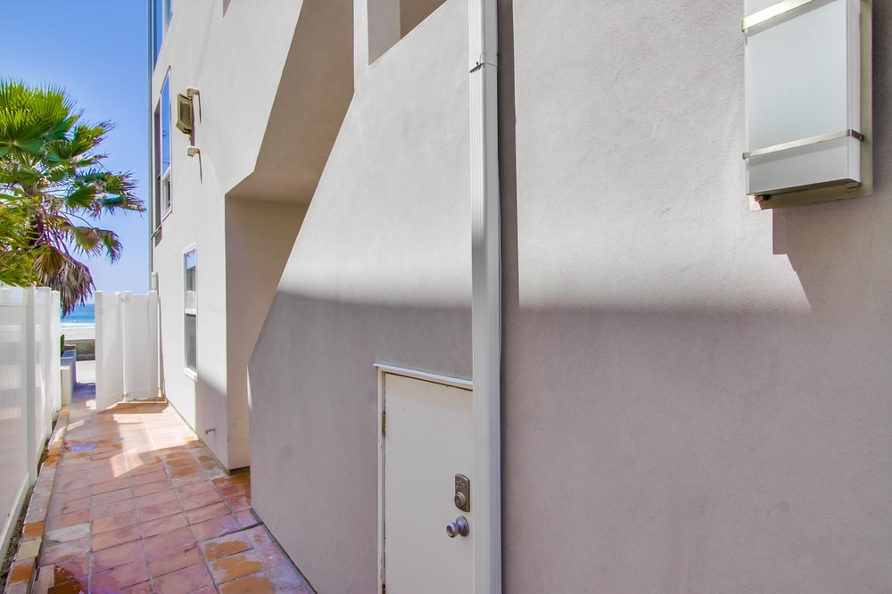 Virtual tour photo 76 of 81 for 3399 Ocean Front Walk