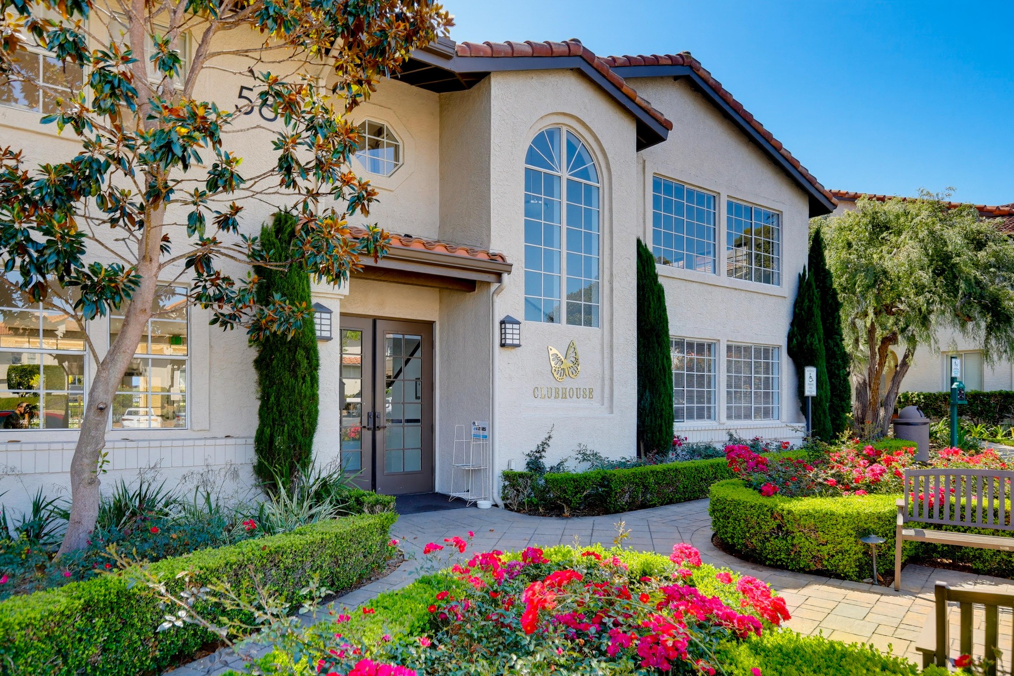 Virtual tour photo 6 of 71 for 34 Corniche Dr