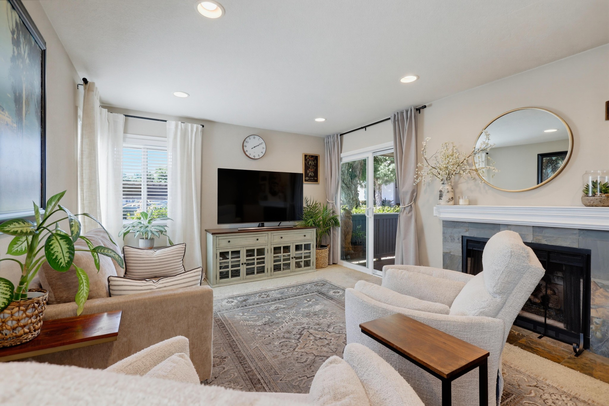 Virtual tour photo 15 of 71 for 34 Corniche Dr