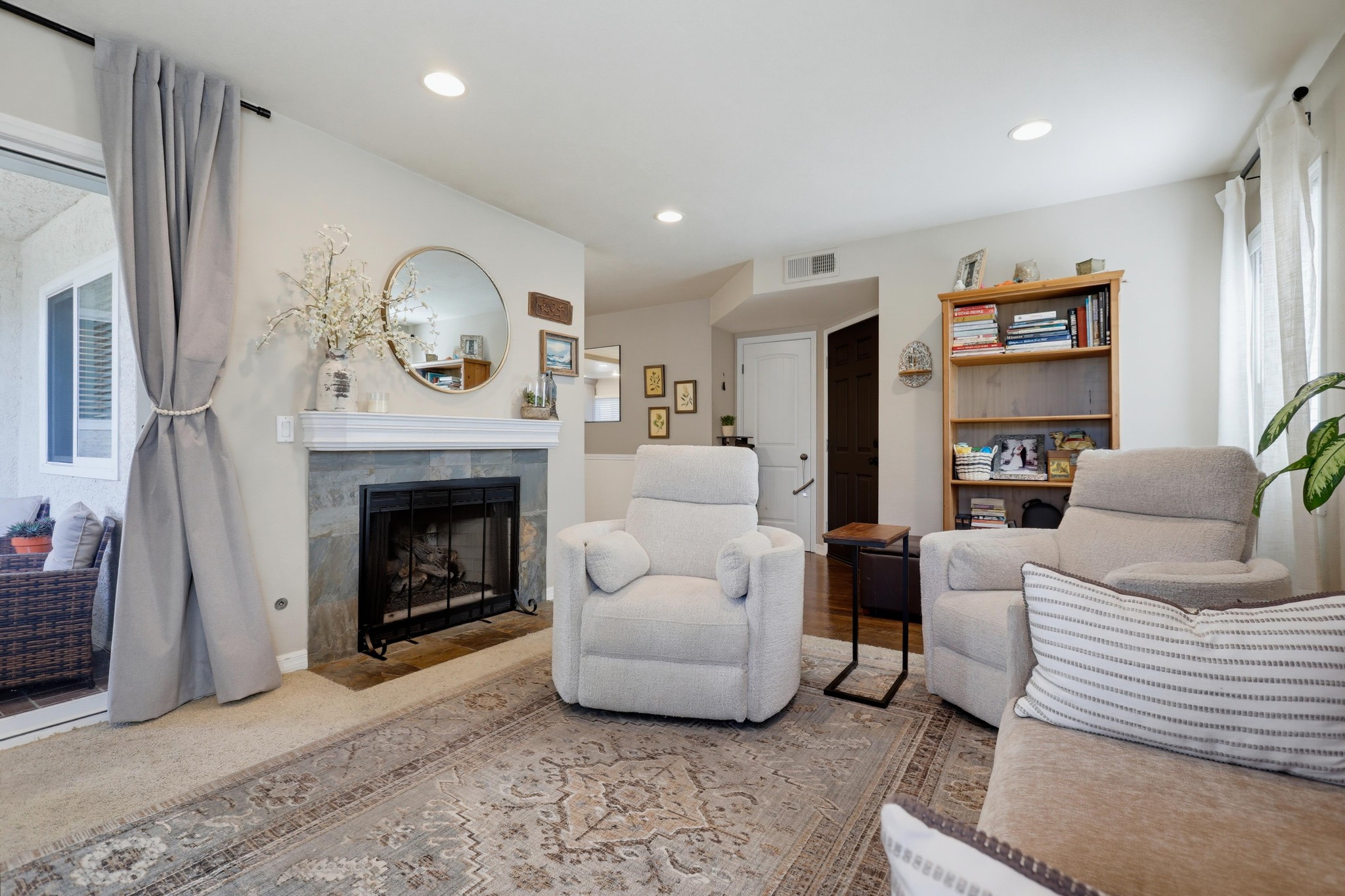 Virtual tour photo 17 of 71 for 34 Corniche Dr