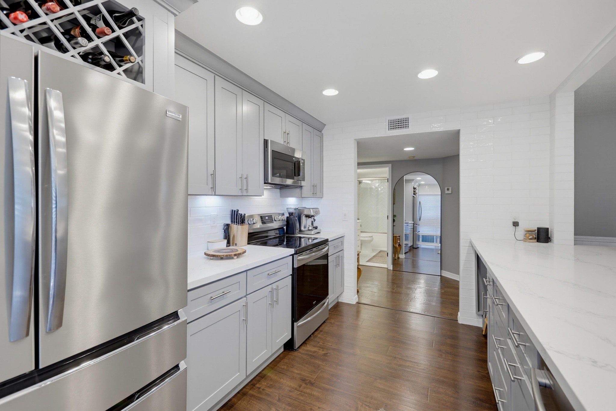 Virtual tour photo 29 of 71 for 34 Corniche Dr